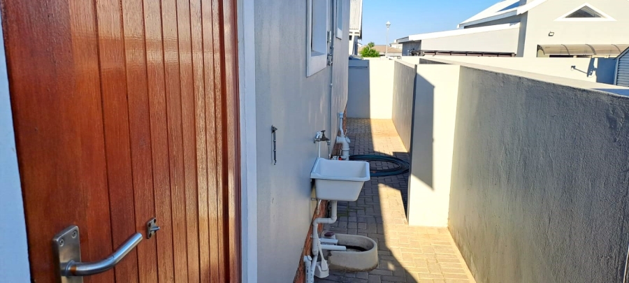 2 Bedroom Property for Sale in Fountains Estate Eastern Cape